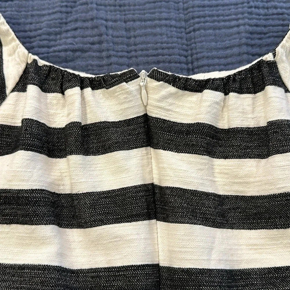 ANN TAYLOR Linen Blend Black and White Stripe Short Sleeve Blouse Size Small - Picture 7 of 7